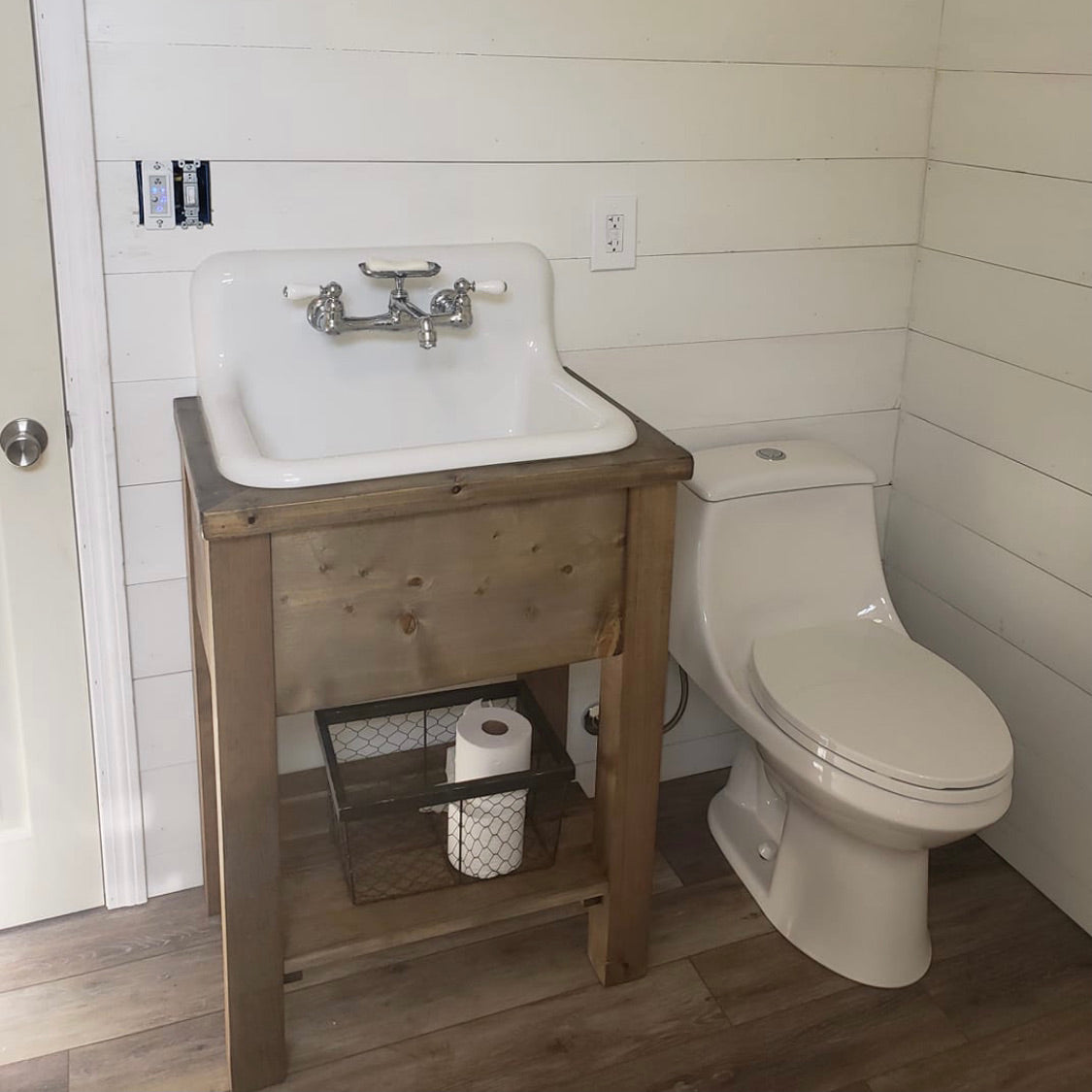 WeatherWash: PINED Aging Wood Stain